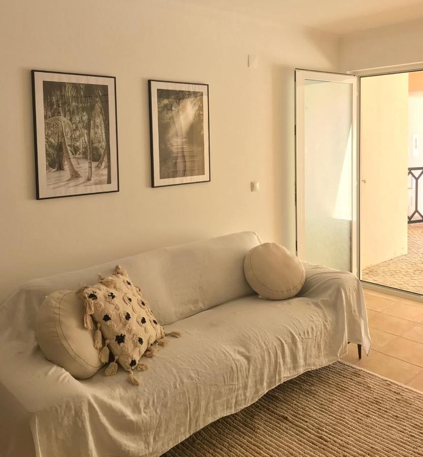 Accommodation In Sesimbra - Two Double Bedroom 외부 사진